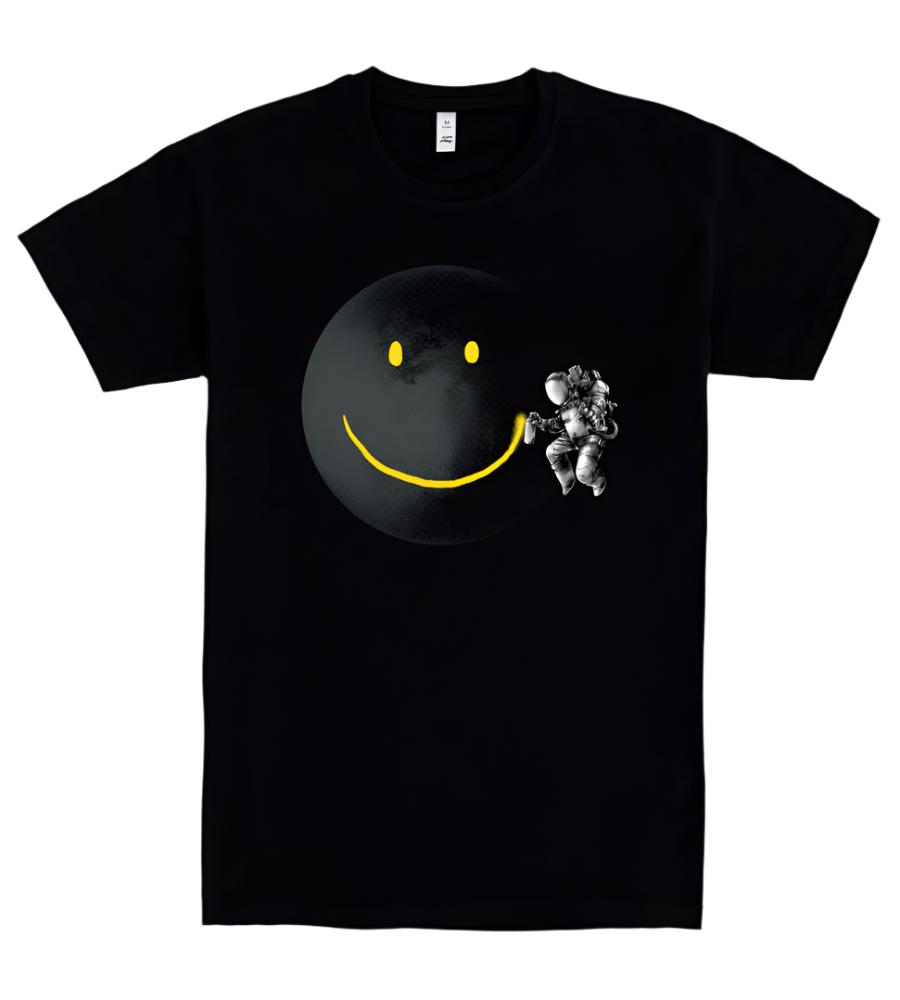 Tee "Graffstronaut" • by TeeOreo