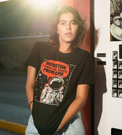 Tee "Houston" • by TeeOreo