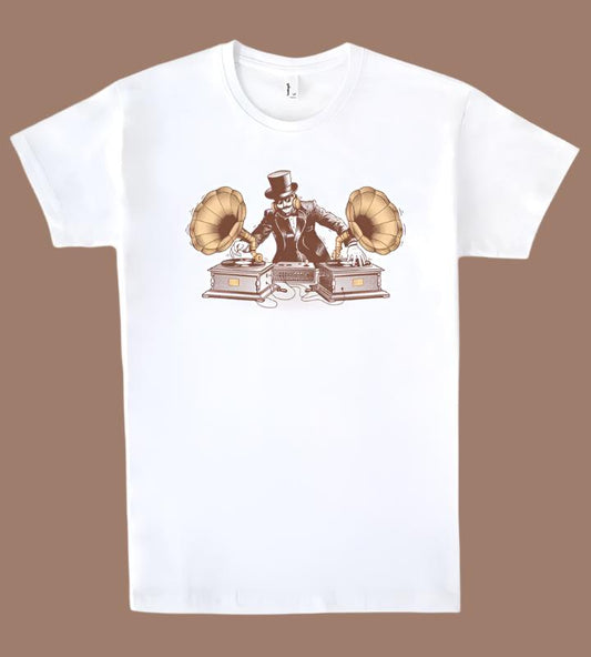 Tee "Dr. Beat" • by TeeOreo