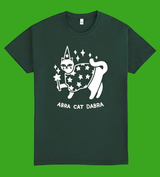 Tee "Abracadabra (Edioksa kai go mia gata)" • by TeeOreo